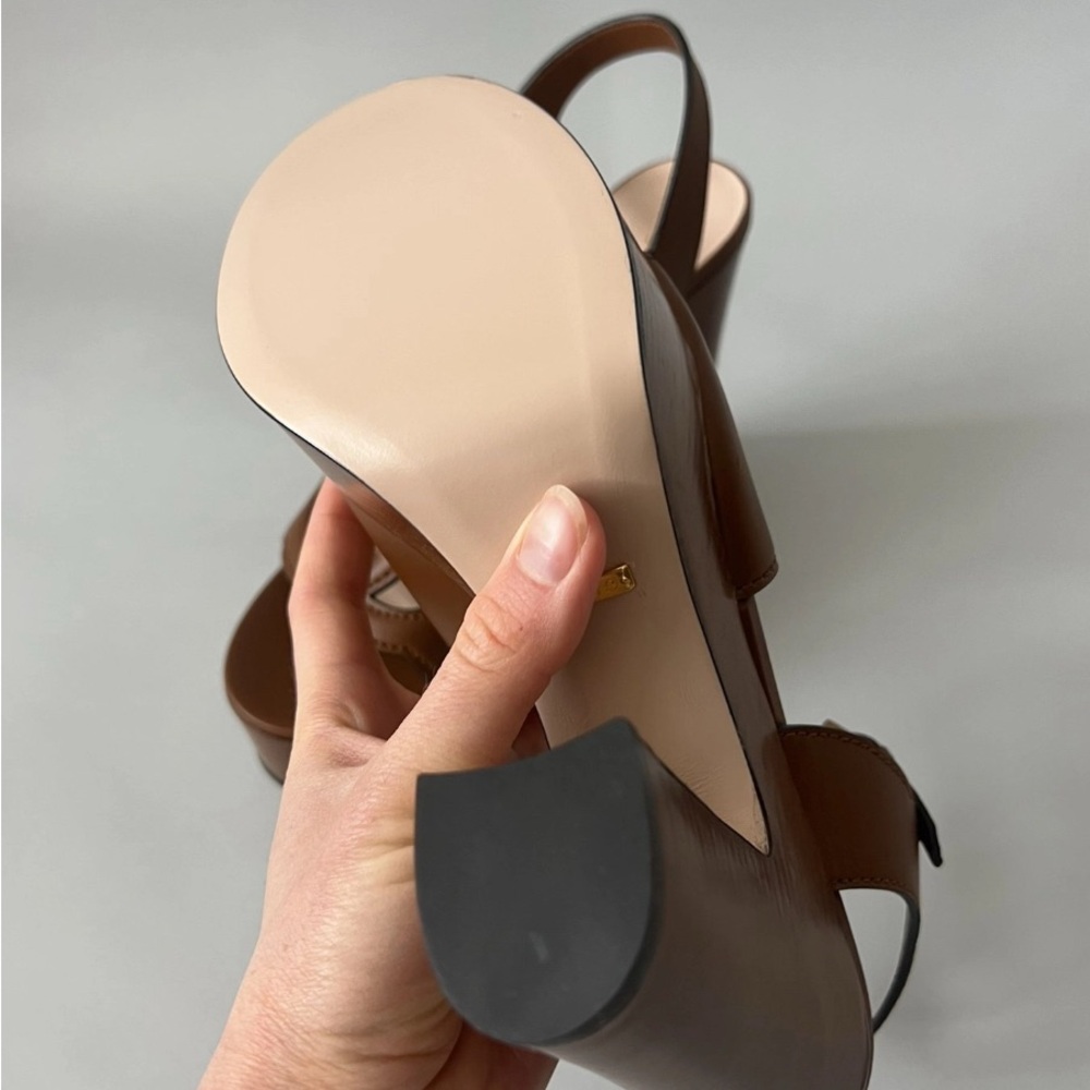 Gucci Interlocking G Sandals - Picture 2 of 4